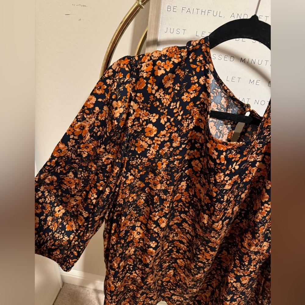 J. Jill navy with floral blouse 3/4 sleeve 4x - Picture 3 of 5